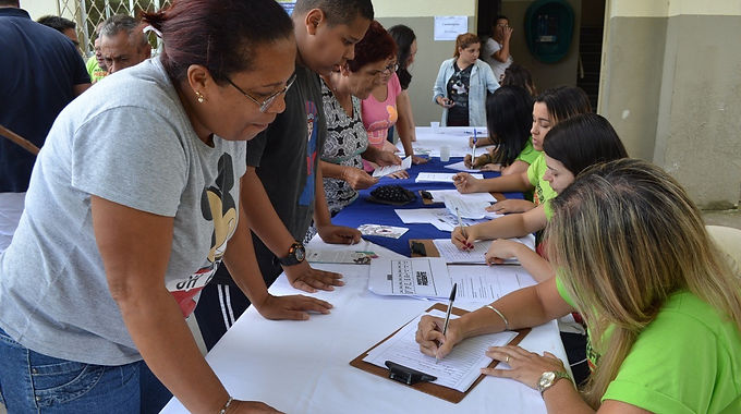 COMUNIDADES DO CONFORTO RECEBEM 'PREFEITURA + PRESENTE'