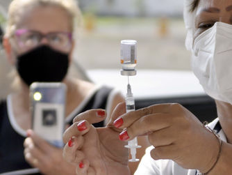 BARRA MANSA ULTRAPASSA MARCA DE 100 MIL DOSES VACINA APLICADAS CONTRA COVID-19