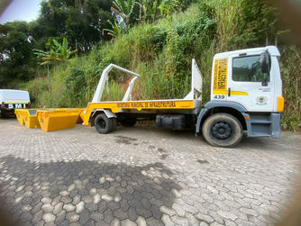 PREFEITURA DE VR RETOMA OFERTA DE CAÇAMBAS APÓS COBRANÇAS DE VEREADOR VAIR DURÉ