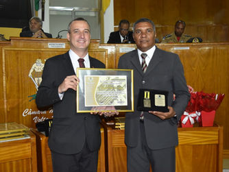 JORNALISTAS RECEBEM MEDALHA 'DICLER SIMÕES' NA CÂMARA DE VR