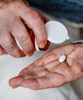 adult-aging-bottle-1389104.jpg