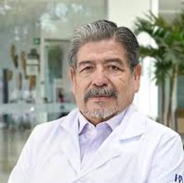 Miguel Sandoval.jpg