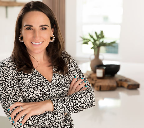 Alexandra Dirr Realtor Headshot