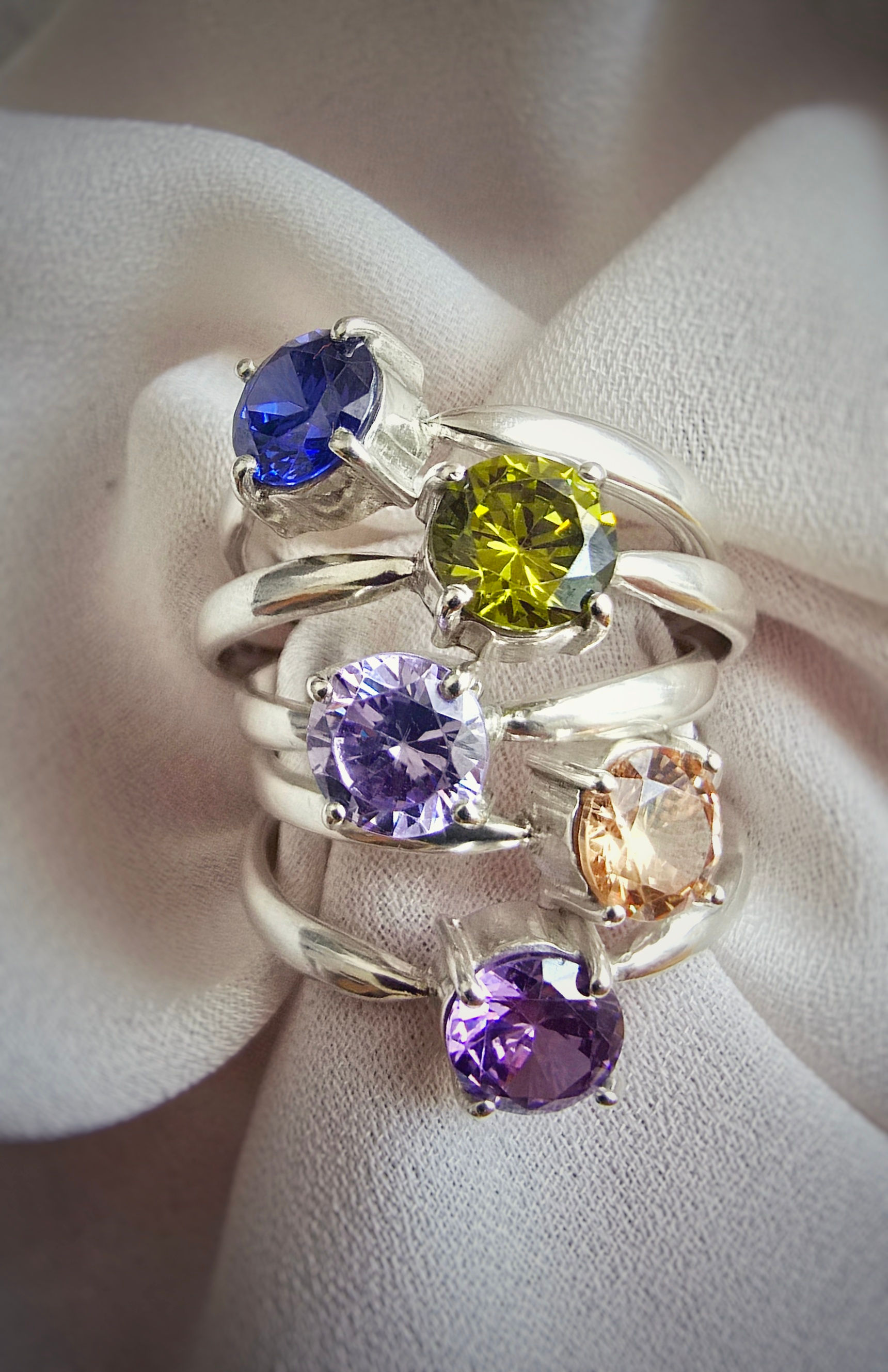 Prong Set Cubic Zirconia Ring - 925 silver