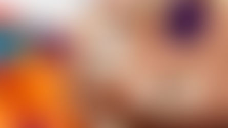 Recipe: Chocolate Victoria Sponge with fresh cream and topped with Guylian Seahorses