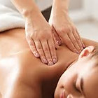Nacken und Rückenmassage MANATHAI.jpg