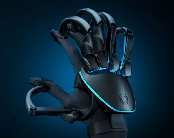 Teslasuit-Glove-600x479.jpg
