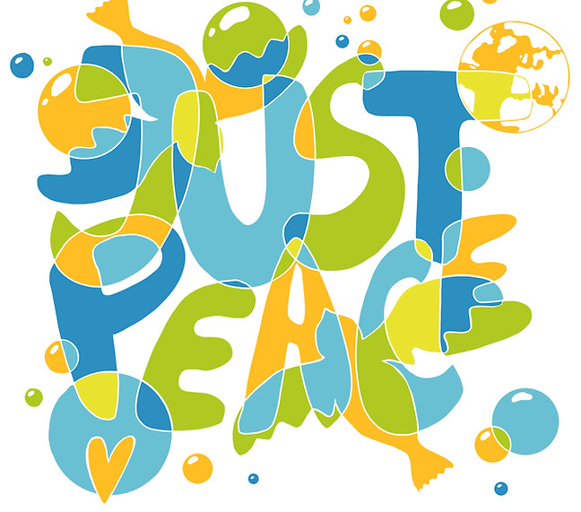 Just Peace Buchstaben bunt farblich übereineinanderlappend mit Freidenstauben und Seifenblasen, weißer Hintergrund