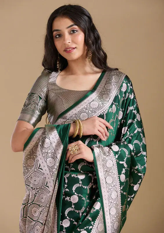 Thumbnail: Bottle Green Zariwork (Silver) Banarasi Silk Saree