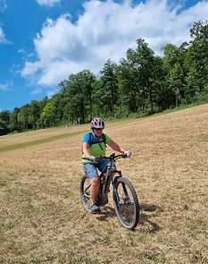 c8ebba9e-e4f8-4a79-8661-002a95d06740.jpg