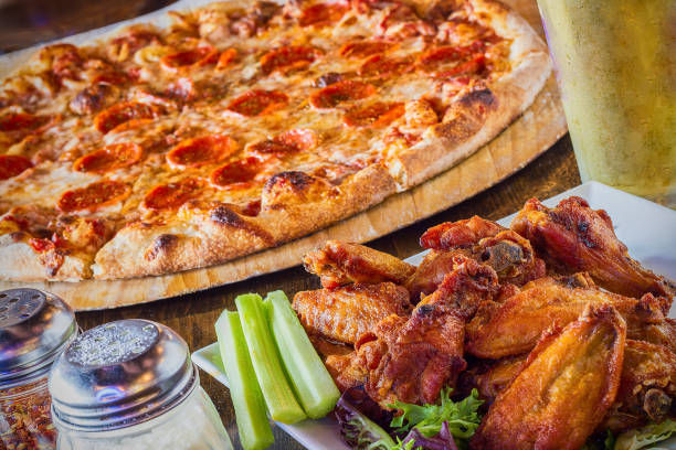 Business Catering in Peoria, AZ | Wings and Pizza Catering at Long Wong’s Hot Wings Peoria