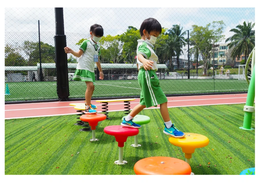 Group 73578 copy.webp
