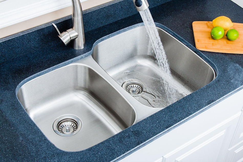 32-inch 16-gauge Undermount 40/60 Double Bowl Stainless Steel Kitchen Sink