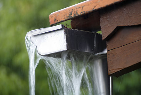 overflowing gutter2.jpeg