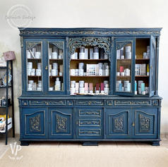 royal blue vintage paint