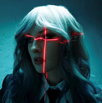 REVIEW: Mothica - Somewhere In Between