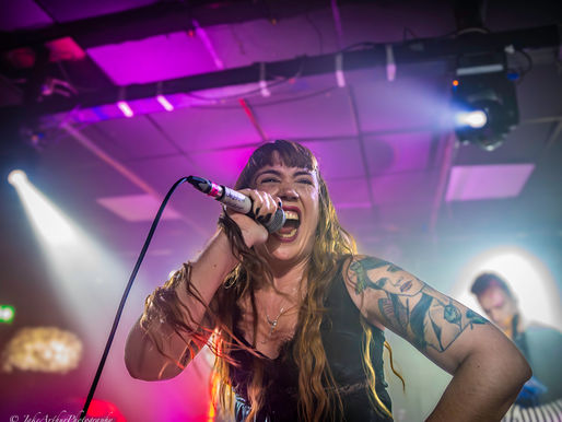 LIVE FROM THE PIT: DREAM STATE, GRAPHIC NATURE AND CRUSHED BY WAVES, MANCHESTER