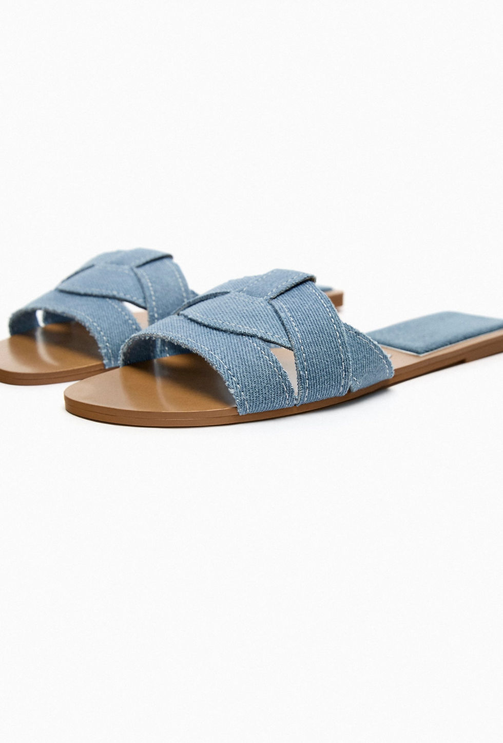 Thumbnail: Zara sandales plate en jeans ( disponible sur commande)