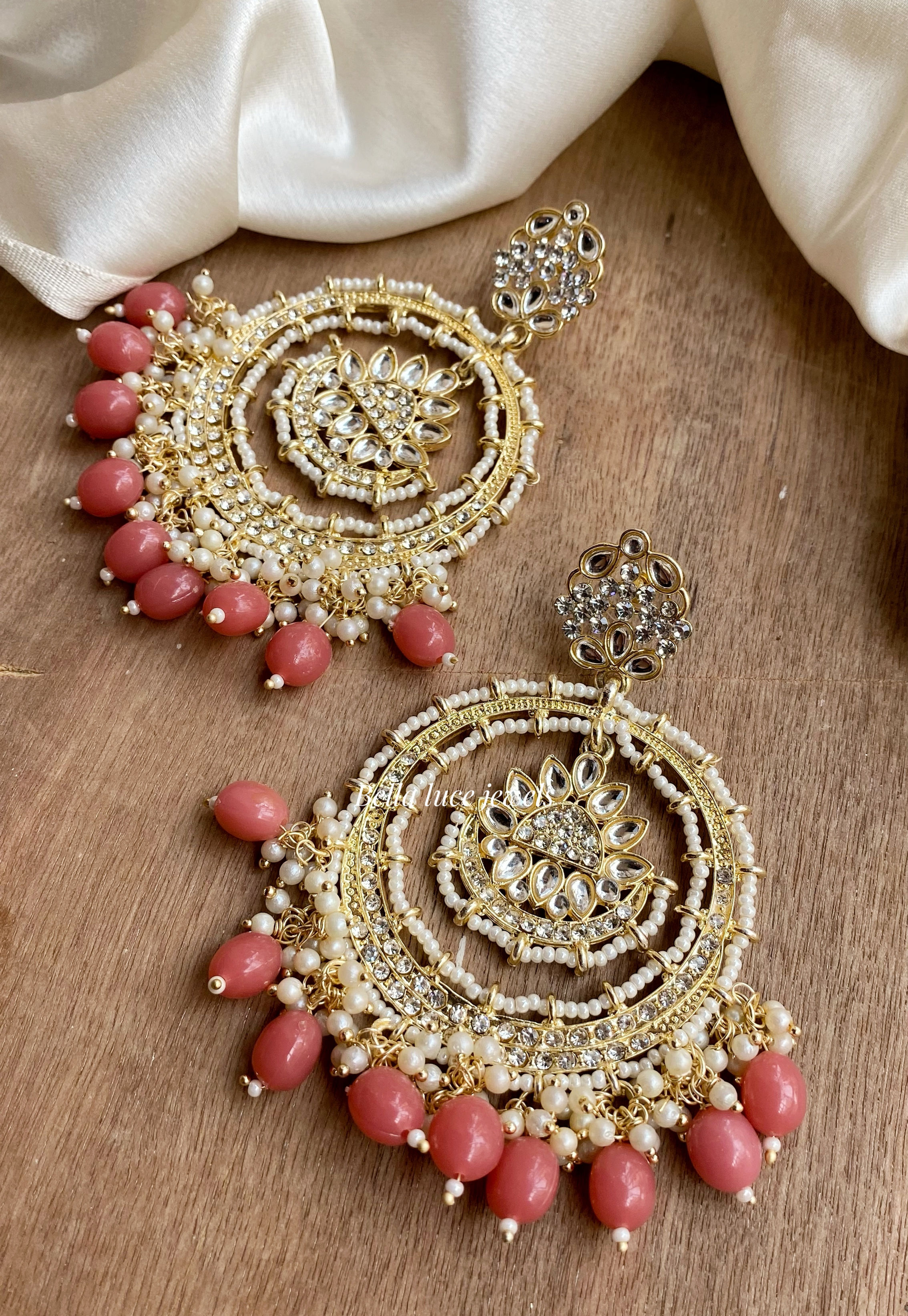 Pahal Kundan Chandbali