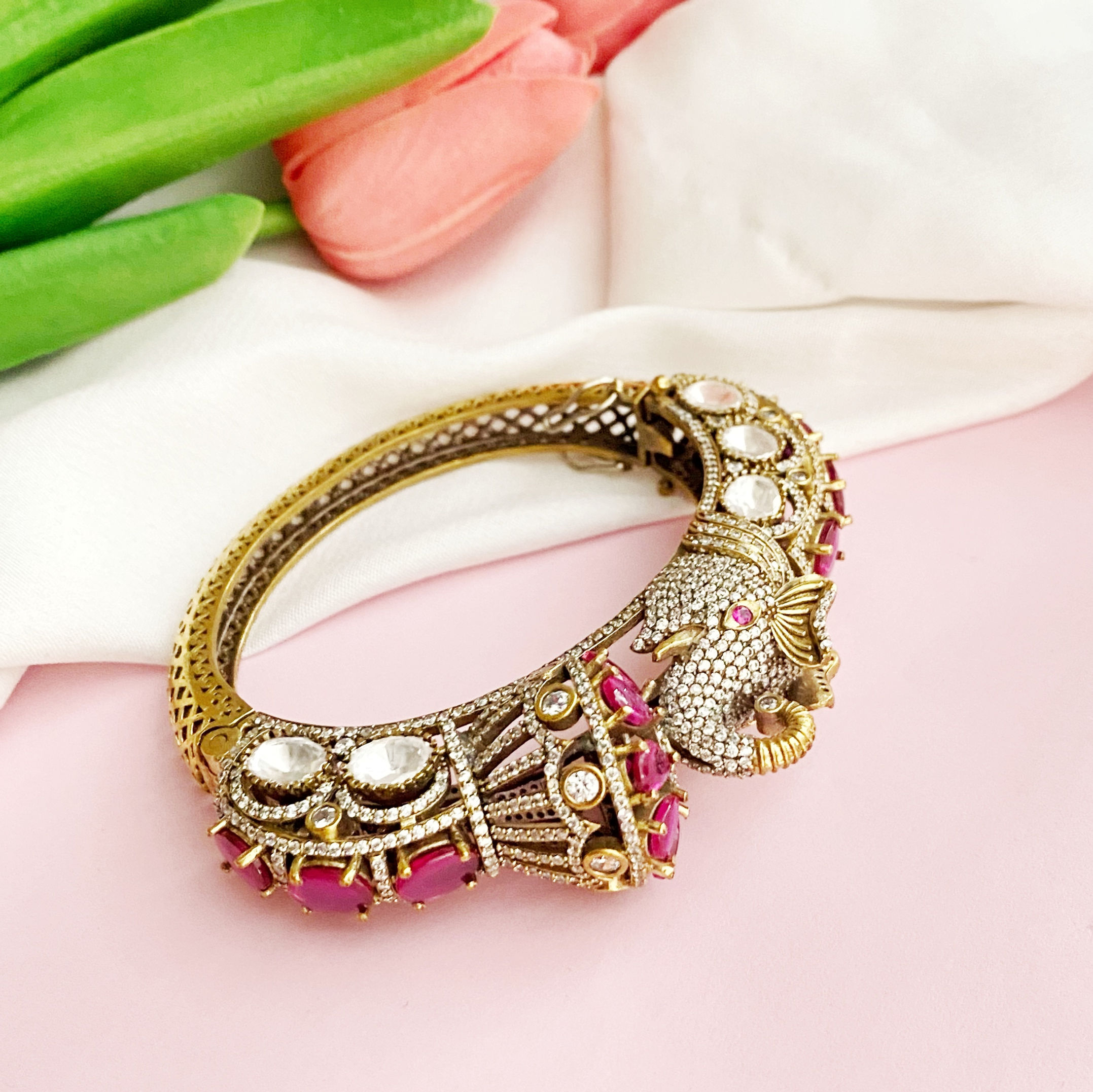 Ruma Mossionite kundan bracelet