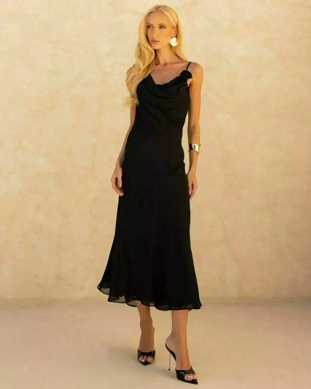 Vestido Chiffon Degagê Flor