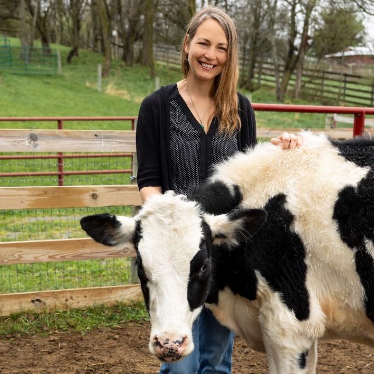 Lauri Torgerson White.jpg