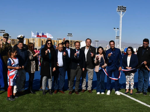 Ministro del Deporte inaugura estadio Municipal de Mejillones