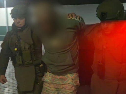 CARABINEROS DE LA SECCIÓN CENTAURO DETIENE A PRÓFUGO CON 8 ÓRDENES VIGENTES.