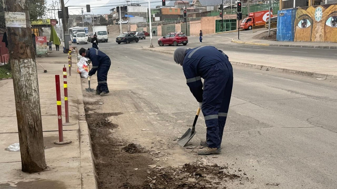 Intervienen 18 sectores de Antofagasta tras las lluvias: destinan $120 millones a las labores