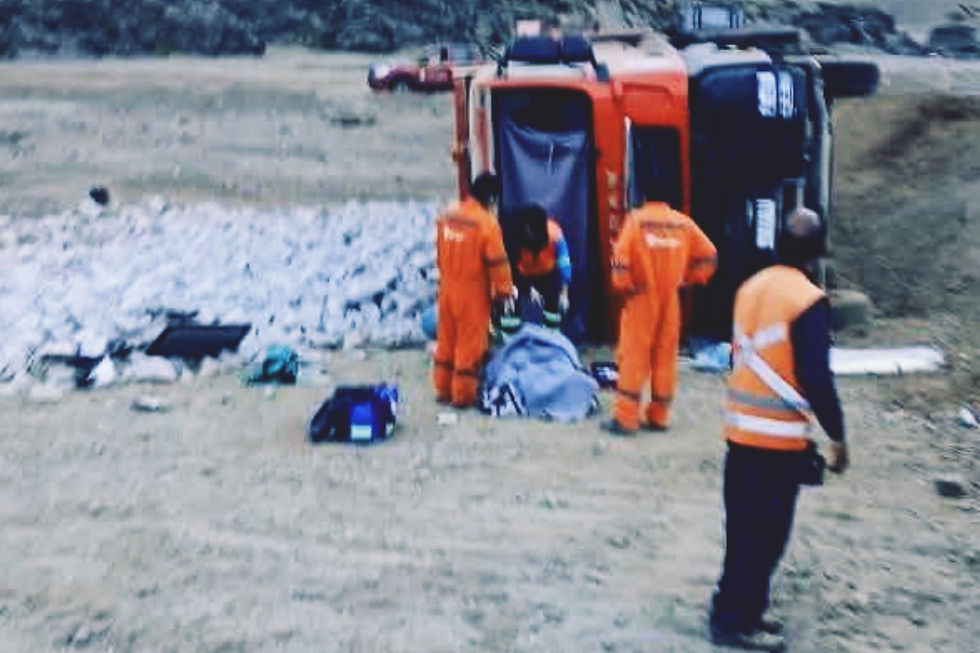 Dos personas fallecidas dejó volcamiento de camión en la comuna de Taltal