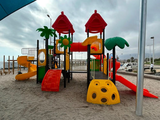 Inauguran modernos juegos infantiles en el Parque Trocadero de Antofagasta