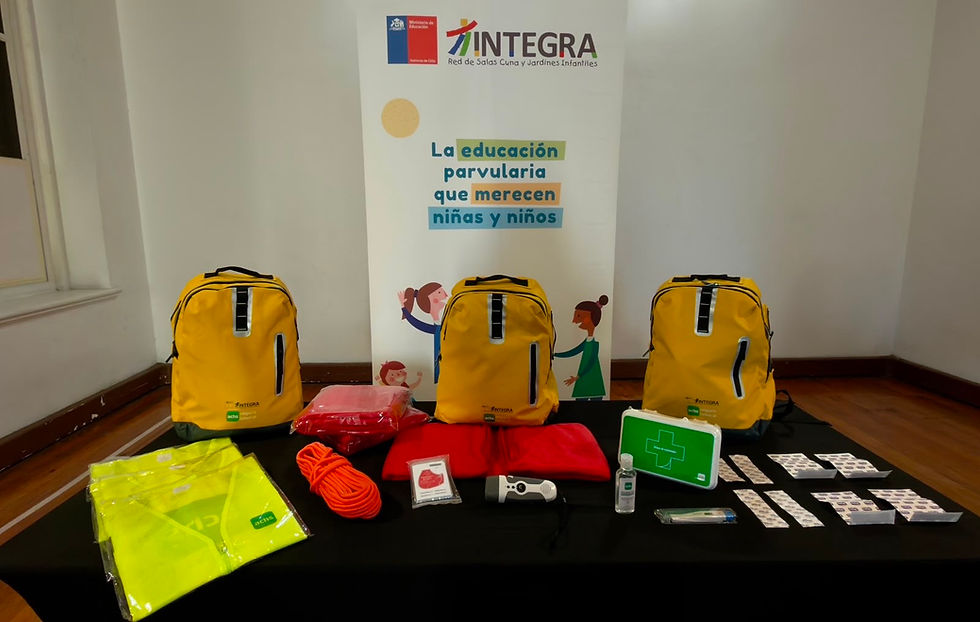 Fundación Integra refuerza seguridad ante emergencias: entregan mochilas a 33 jardines infantiles en Antofagasta