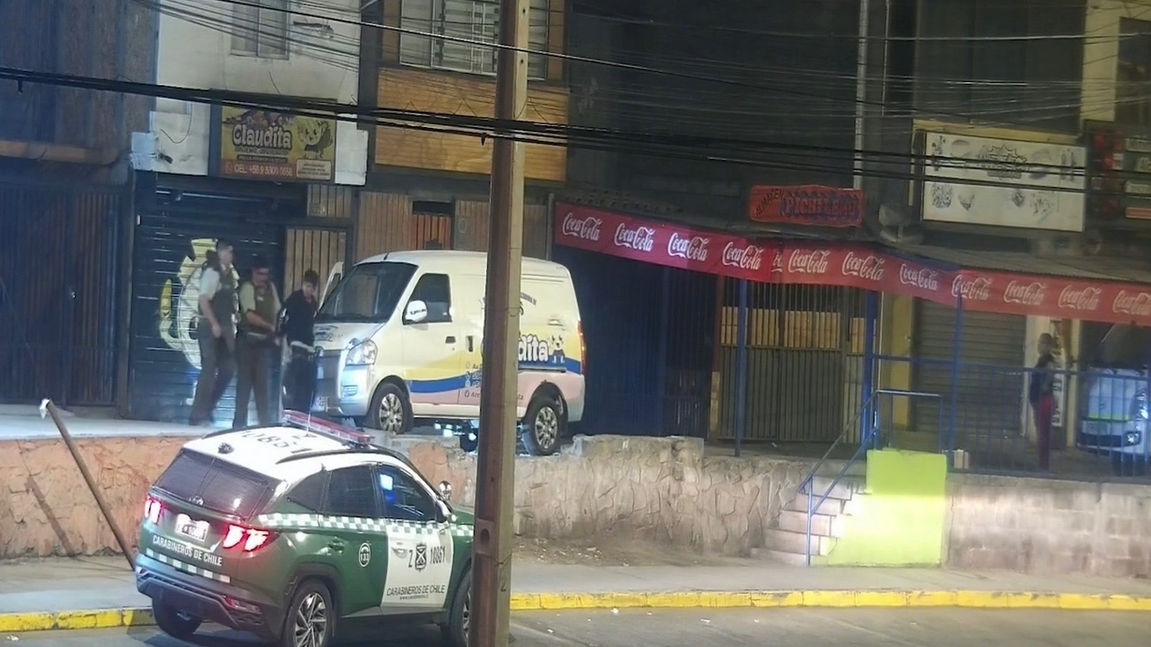 Detienen a extranjero por robo frustrado tras ser captado por cámaras dentro de furgoneta en Antofagasta