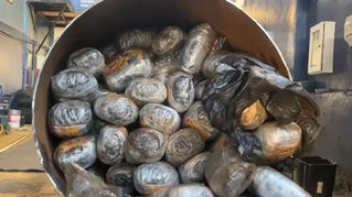Detienen a tres sujetos: intentaban trasladar 540 kilos de marihuana ocultos en contenedor de gas licuado en Antofagasta
