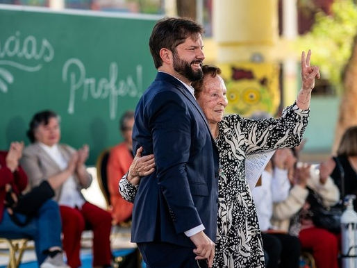 Ayer comenzó el pago de la deuda histórica a los profesores: Conoce quiénes lo reciben