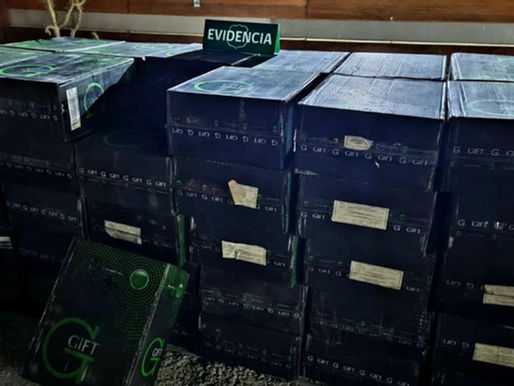 Incautan 31 mil cajetillas de cigarrillos de contrabando en Calama: conductor abandonó el vehículo y huyó