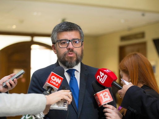Diputado Jaime Araya sostiene que caso de tráfico en la Fach debe ser investigado por el Ministerio Público y no por la Fiscalía de aviación.