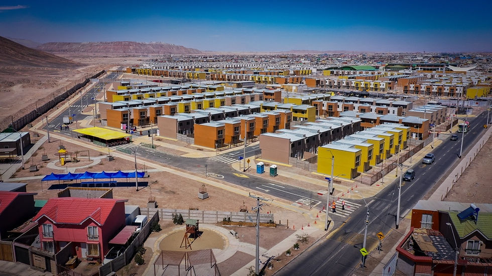 Familias recibieron sus viviendas en el conjunto habitacional Lomas del Loa de Calama