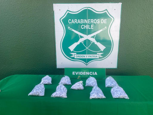 CARABINEROS NEUTRALIZA FOCO DE VENTA DE DROGA EN MARCÓ CAMPAMENTO LOS ARENALES.