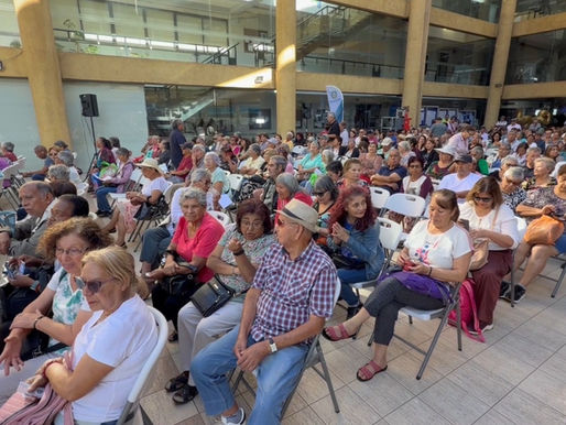 Más de 1.700 adultos mayores reciben tarjeta con 50% de descuento en transporte público en Antofagasta