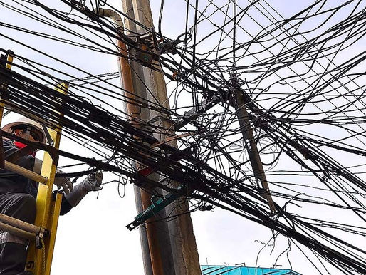 Ley Chao Cables: el municipio de Antofagasta proyecta el retiro de 50 km de cables en desuso este 2025