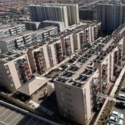 Cinco mil viviendas menos para la región de Antofagasta: GORE acude a Contraloría por incumplimiento de acuerdo firmado por Serviu