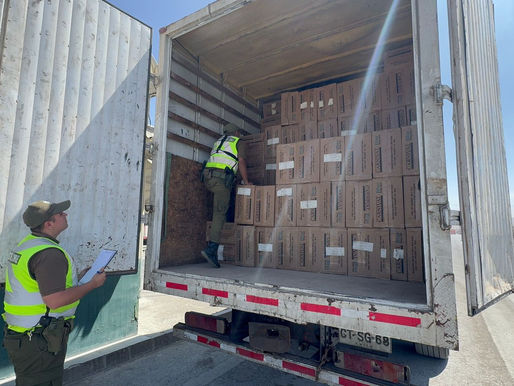 NUEVAMENTE CARABINEROS INTERCEPTA UN MILLONARIO CARGAMENTO DE CIGARRILLOS DE CONTRABANDO EN LA RUTA 5 NORTE.