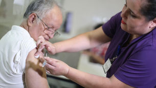 Antofagasta inicia Campaña de Vacunación 2026: 200 mil personas deben inmunizarse contra influenza y VRS