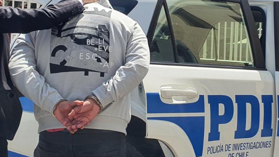 Detienen a sujeto por robo con violencia en el centro de Antofagasta: sustrajo una cadena de oro avaluada en $200 mil