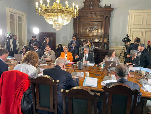 Proyecto de ley que reajusta el salario mínimo y entrega apoyo a MiPymes inició segundo trámite