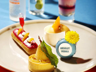 樂聚廊聯乘Absolut伏特加 呈獻彩色仲夏下午茶