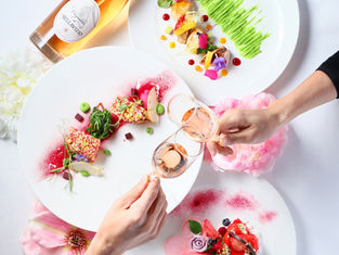 分享愛的故事贏取 Marco Polo 維港套房及Cucina 蜜桃色情人節晚餐