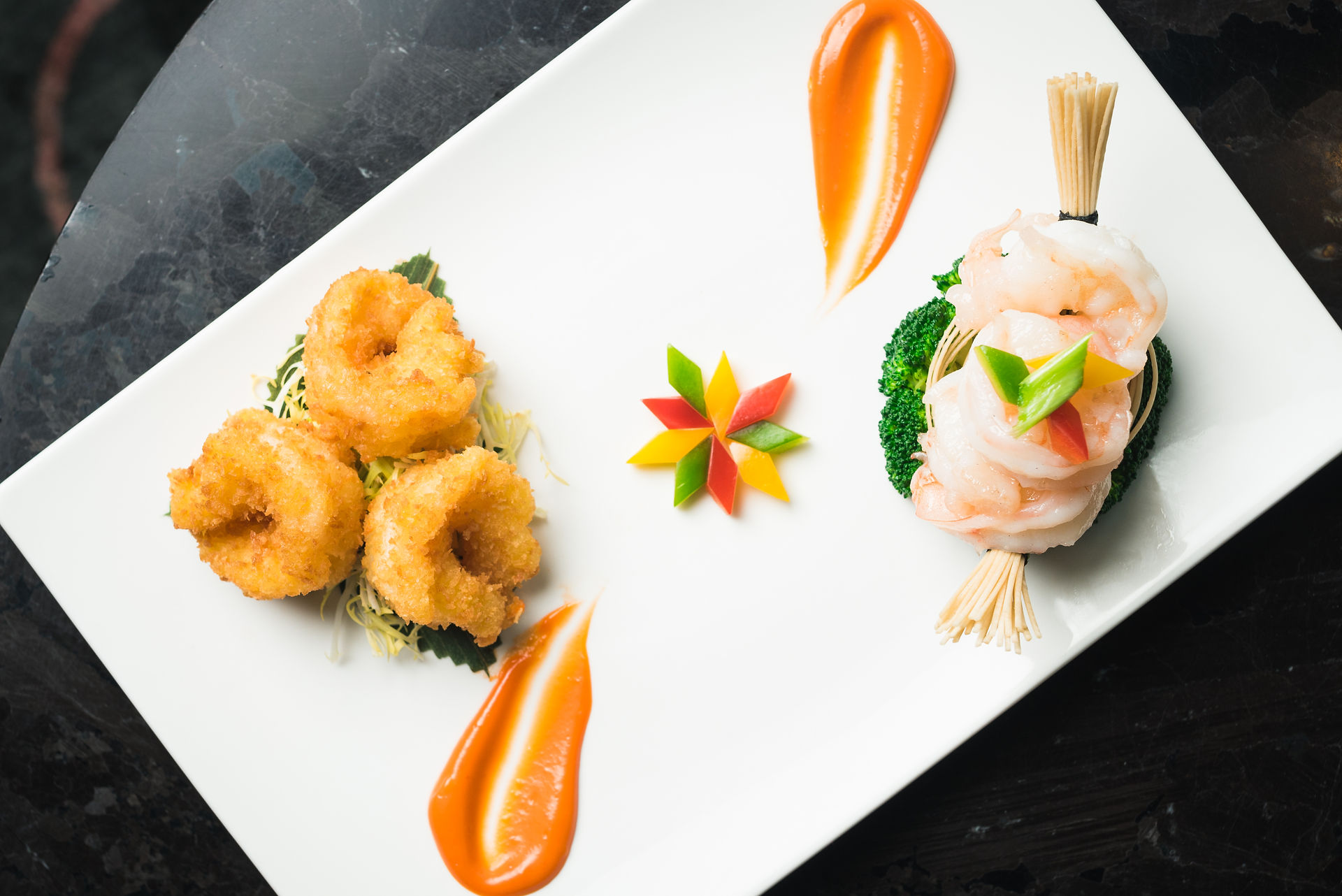 Sautéed_and_crispy_prawns_with_fresh_vegetables