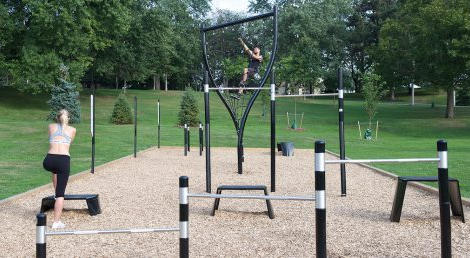 Indoor and outdoor gyms